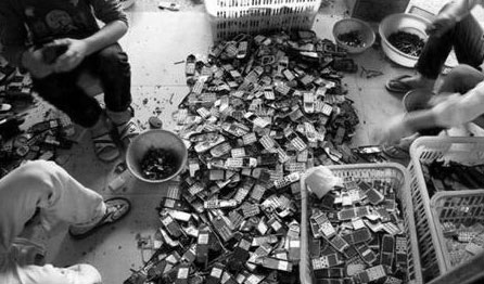 傳統(tǒng)產(chǎn)品人工焊接，手感差，表面粗糙