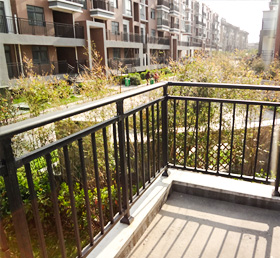 標(biāo)準(zhǔn)陽臺欄桿 標(biāo)準(zhǔn)陽臺欄桿